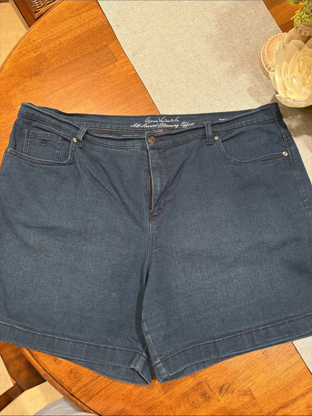 Gloria Vanderbilt Dark Blue Denim Shorts